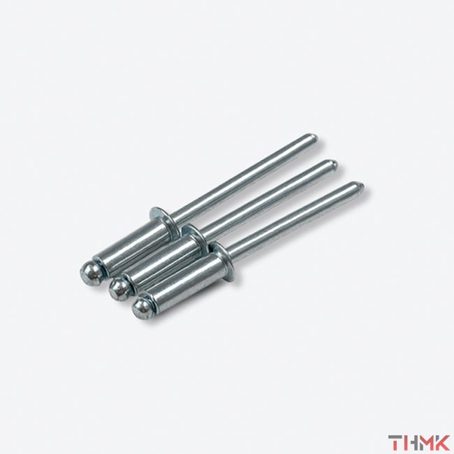 Заклёпка титановая